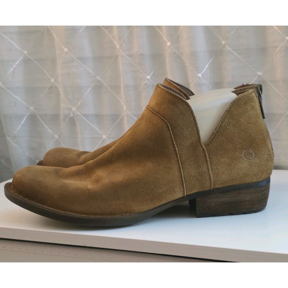 Born Womens Shari II Size 9 1/2 M Brown Suede Ankle Boots Back Zipper